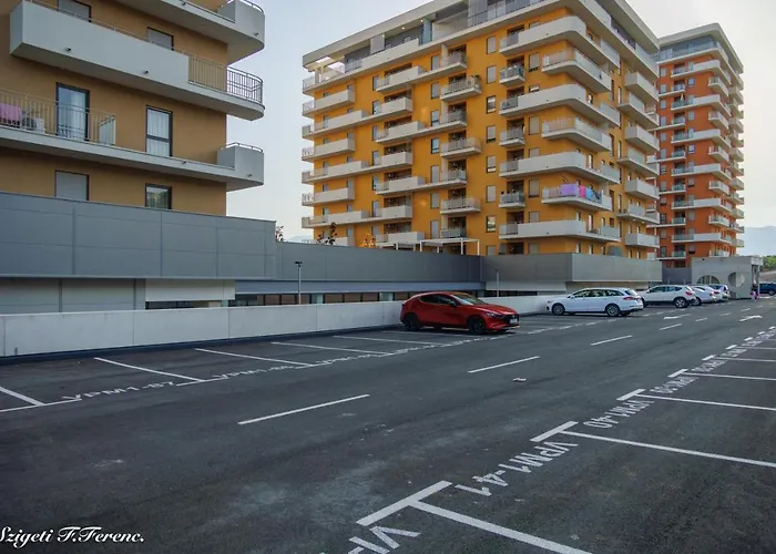 Sleeps 4 With Sea View Rijeka